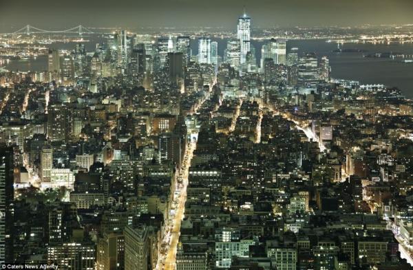 صور ليلية مذهلة من أبرز مدن العالم
