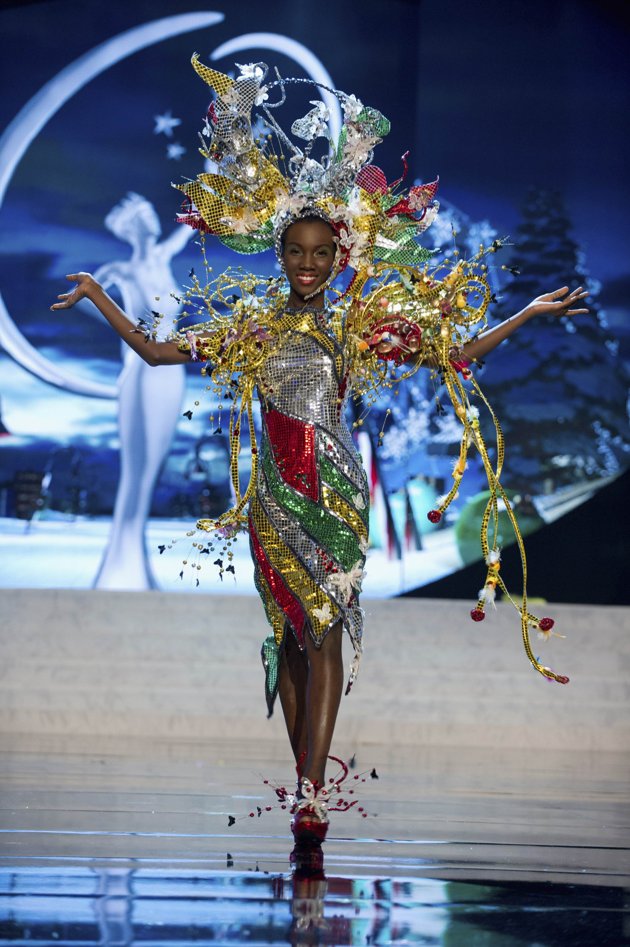 بالصور ملكات جمال العالم يتألقن بالزي الوطني لبلادهن 2013 - صور ملكات جمال العالم 2013