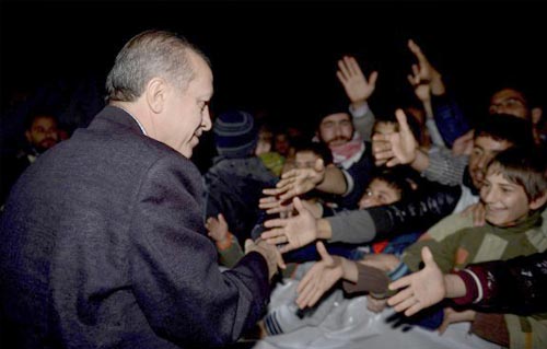 صور رجب طيب أردوغان بالزي العربي الأصيل