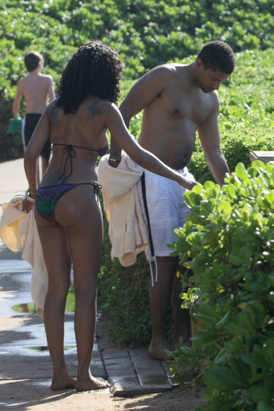 Brandy Norwood - Bikini Candids at a beach in Hawaii