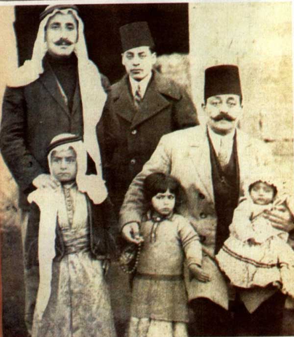 صور نادرة للفنانة أسمهان مع ابوها وزوجها - صور نادرة للفنانة أسمهان