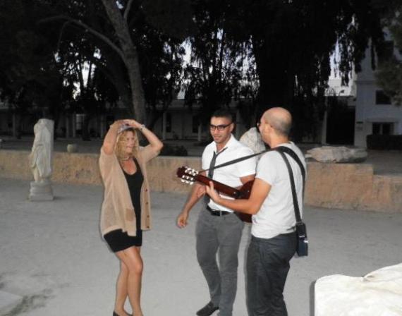 صور لقاء كريم كامل مع معجبيه في تونس 2012 - صور نجم ستار اكاديمي كريم كامل 2012
