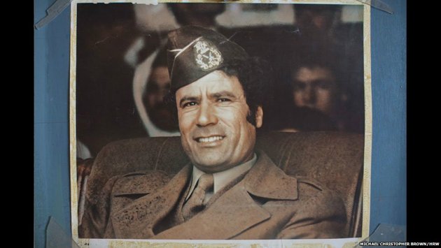 صور نادرة للرئيس الليبي معمر القذافي - صور نادرة لمعمر القذافي