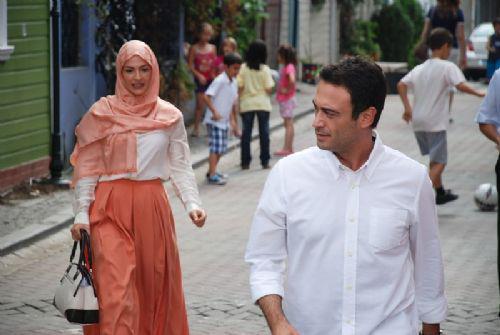 صور مسلسل شارع السلام - المسلسل التركي شارع السلام - صور ابطال مسلسل شارع السلام