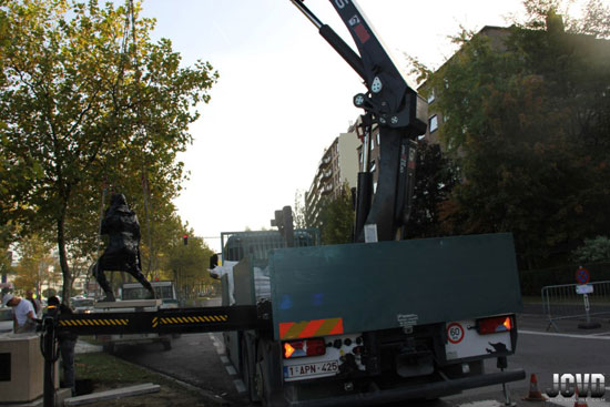 صور تمثال جون كلود فان دام 2012 - بلجيكا تستعد لوضع تمثال جون كلود فان دام 2012 - فى إندرلِكت قريبا تمثال جون كلود فان دام 2012