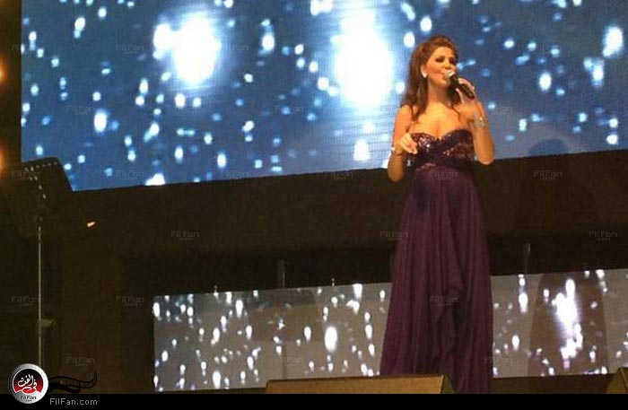 بالصور إليسا تتألق وسط الجمهور القطري 2012 - صور حفلة اليسا في قطر 2012 - صور فستان اليسا في حفلة قطر 2012