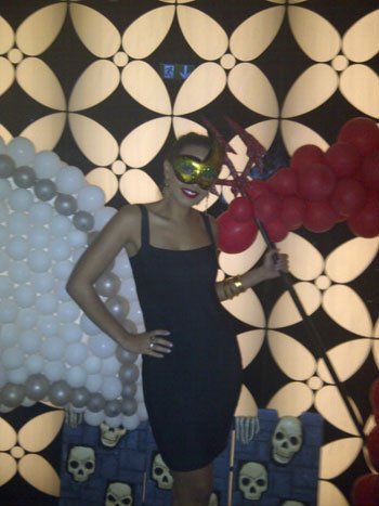 ميس حمدان تحتفل بـ"الهالوين" فى دبى 2012 - صور ميس حمدان في دبي للاحتفال بالهالويين