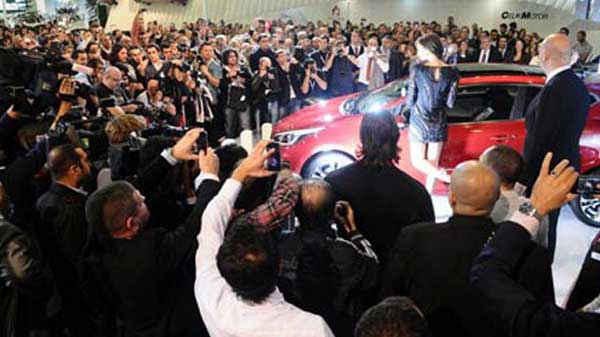 صور خطيبة كريستيانو رونالدو - صور إيرينا شايك خطيبة كريستيانو رونالدو - صور خطيبة كريستيانو رونالدو في افتتاح معرض سيارات باسطنبول