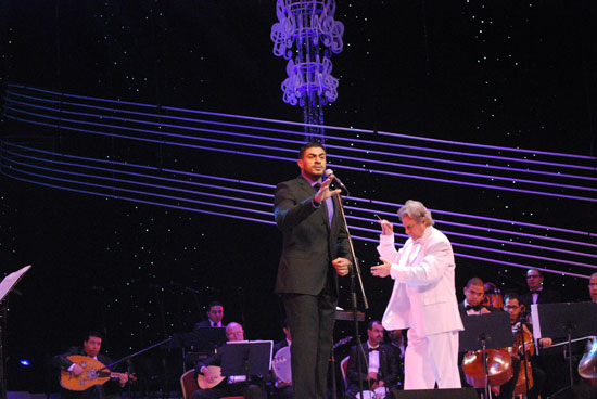 بالصور خالد سليم ورحاب مطاوع نجما الليلة الثالثة بمهرجان الموسيقى العربية 2012