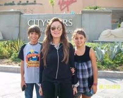 صور الاعلامية ريهام سعيد 2013 - صور مقدمة صبايا الخير مع أولادها
