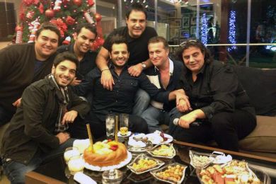 بالصور فريق عاصي يحتفل بعيد ميلاده في حضور نيشان 2012