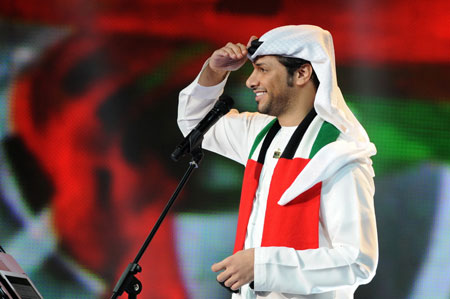 بالصور منصور زايد يحتفل بين أبو ظبي ودبي باليوم الوطني الـ41