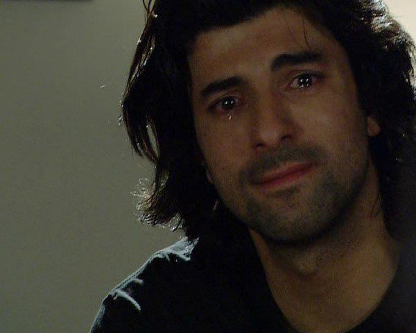 اروع صور كريم بطل المسلسل التركى فاطمه وهو يبكى 2012 , صور روعه لكريم وهو يضحك بطل فاطمة 2012