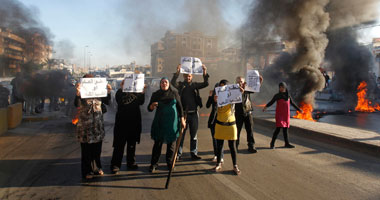 أنباء عن اقتحام متظاهرين للسفارة الأمريكية فى بيروت 12/9/2012