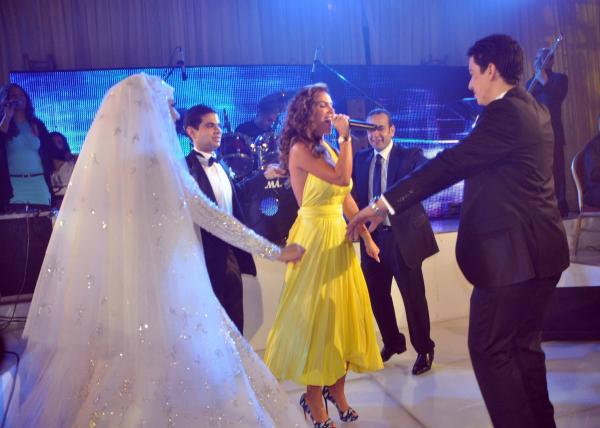 صور نيكول سابا وعمرو دياب في حفل زفاف 2012 - احدث صور نيكول سابا وعمرو دياب 2012