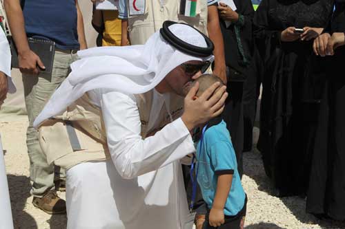صور حسين الجسمي في الاردن 2012 - صور حسين الجسمي في مخيم الزعتري 2012