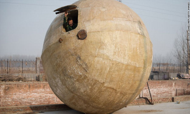 بالصور،كيوان الصيني يصنع 'سفينة نوح' استعدادًا لنهاية العالم، صور سفينة نوح